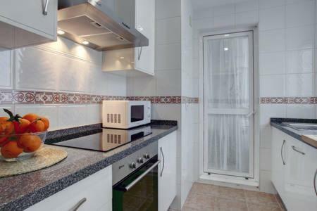 Vista Al Faro Apartment Estepona Exterior foto